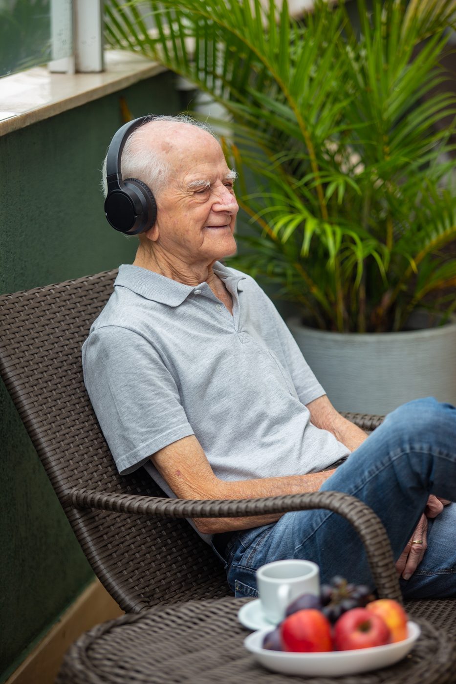 Residente aproveita um momento de música e tranquilidade